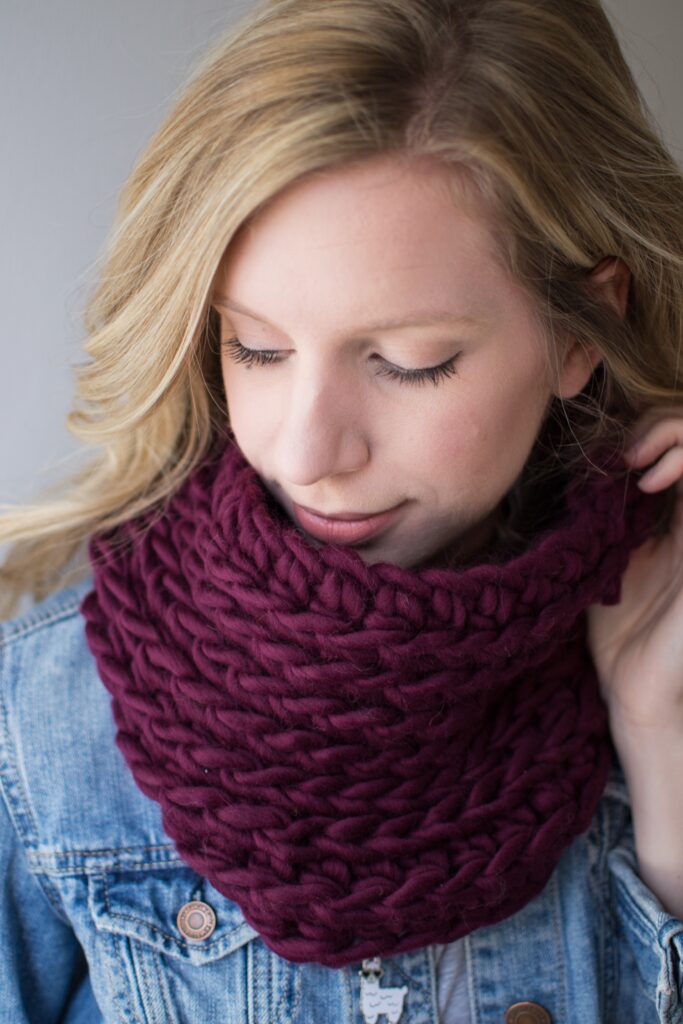 Free Crochet Pattern: The Ridge Cowl - Woods and Wool